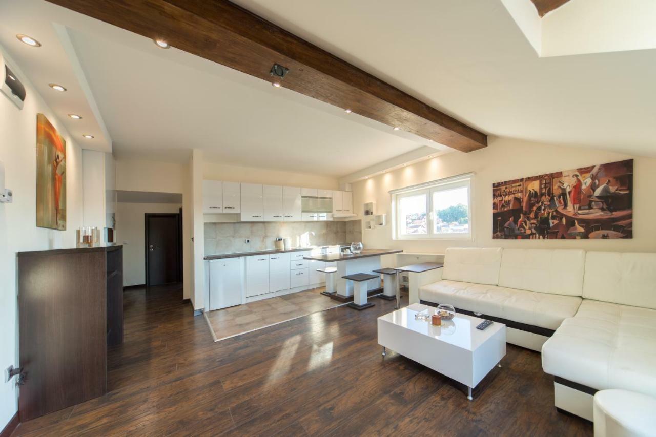 New And Nice Apartments Крагуевац Екстериор снимка