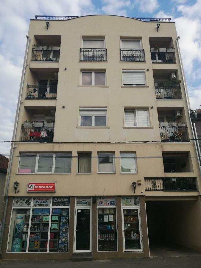 New And Nice Apartments Крагуевац Екстериор снимка